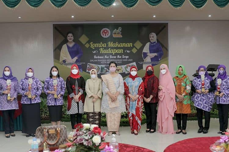 PKK Kecamatan Medan Petisah Juara 3 Lomba Makanan Kudapan Berbasis Non Beras Non Terigu